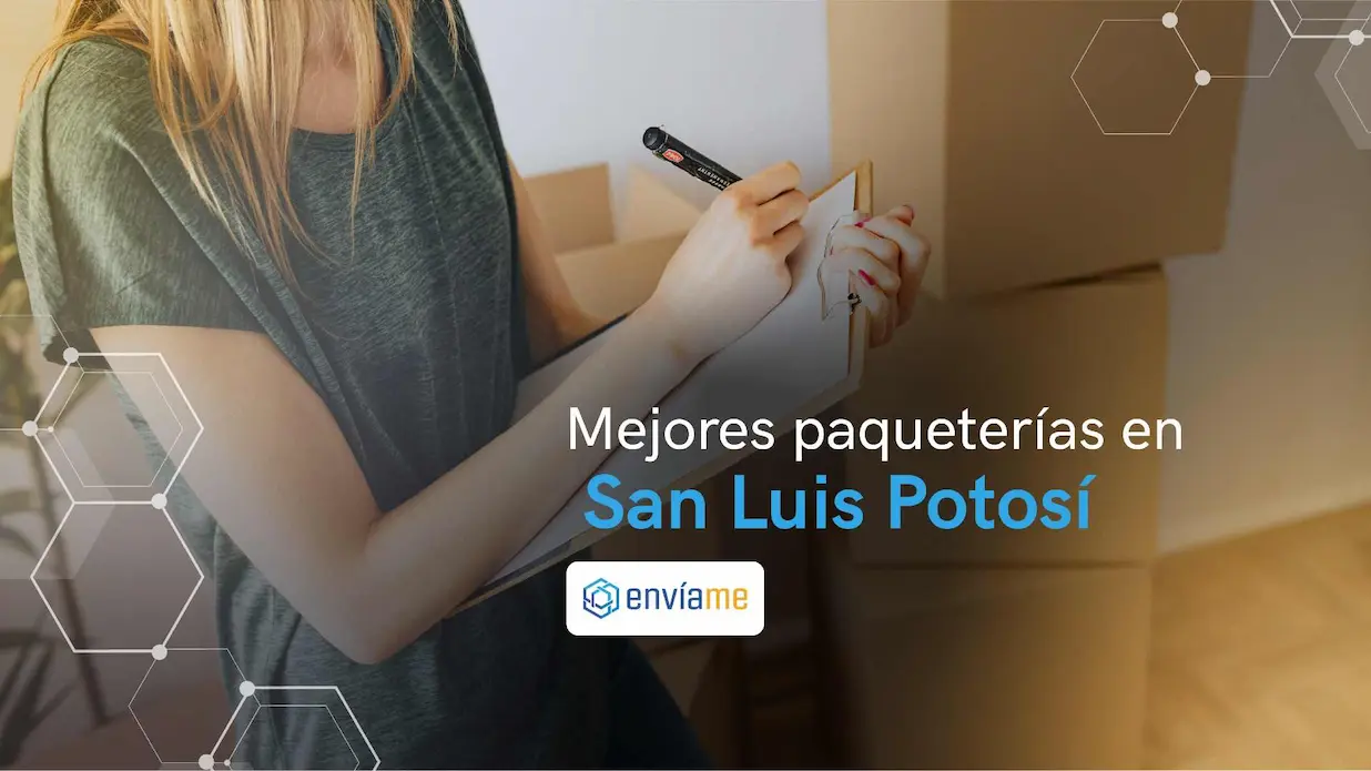 Conductor entregando paquetes en México